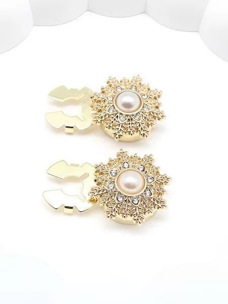 6PCS-Sparkling Crystal Flower Button Clips | Luxury Rhinestone Floral Cuff Jewelry