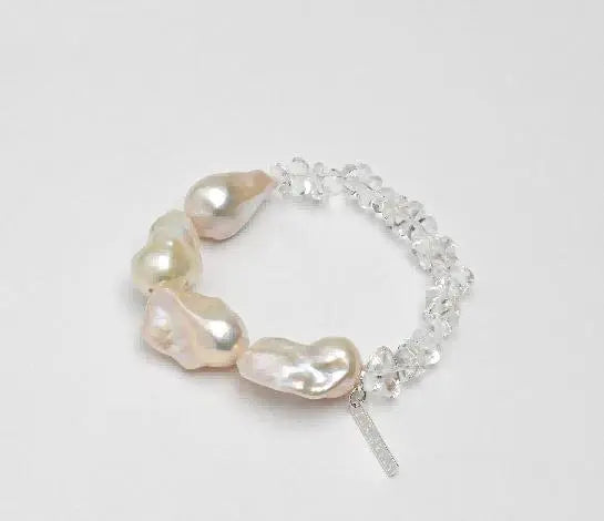 Frost Pearl Bracelet Miya Atelier